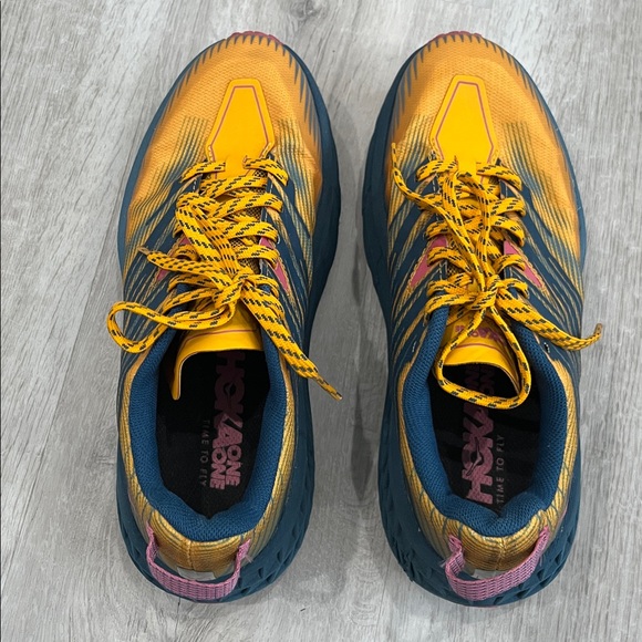 Hoka One One Speedgoat 4 Trail Running Shoes Sneakers Womens 7.5 Hiking Gorpcore - Picture 6 of 11